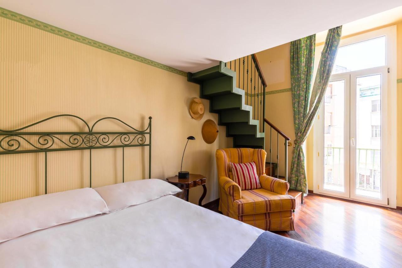 Grand Classic Apartment At San Martino By Napoliapartments Esterno foto