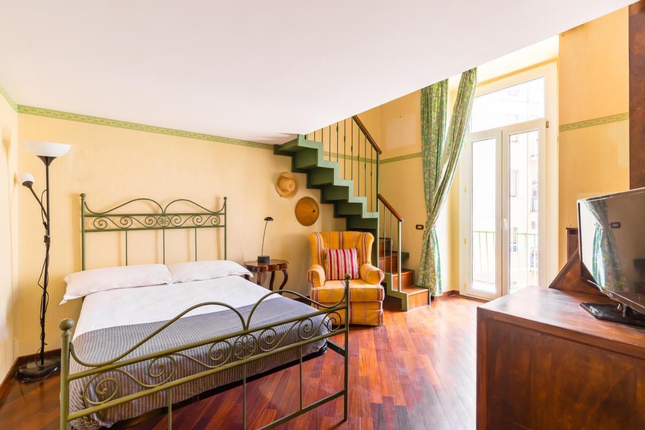 Grand Classic Apartment At San Martino By Napoliapartments Esterno foto