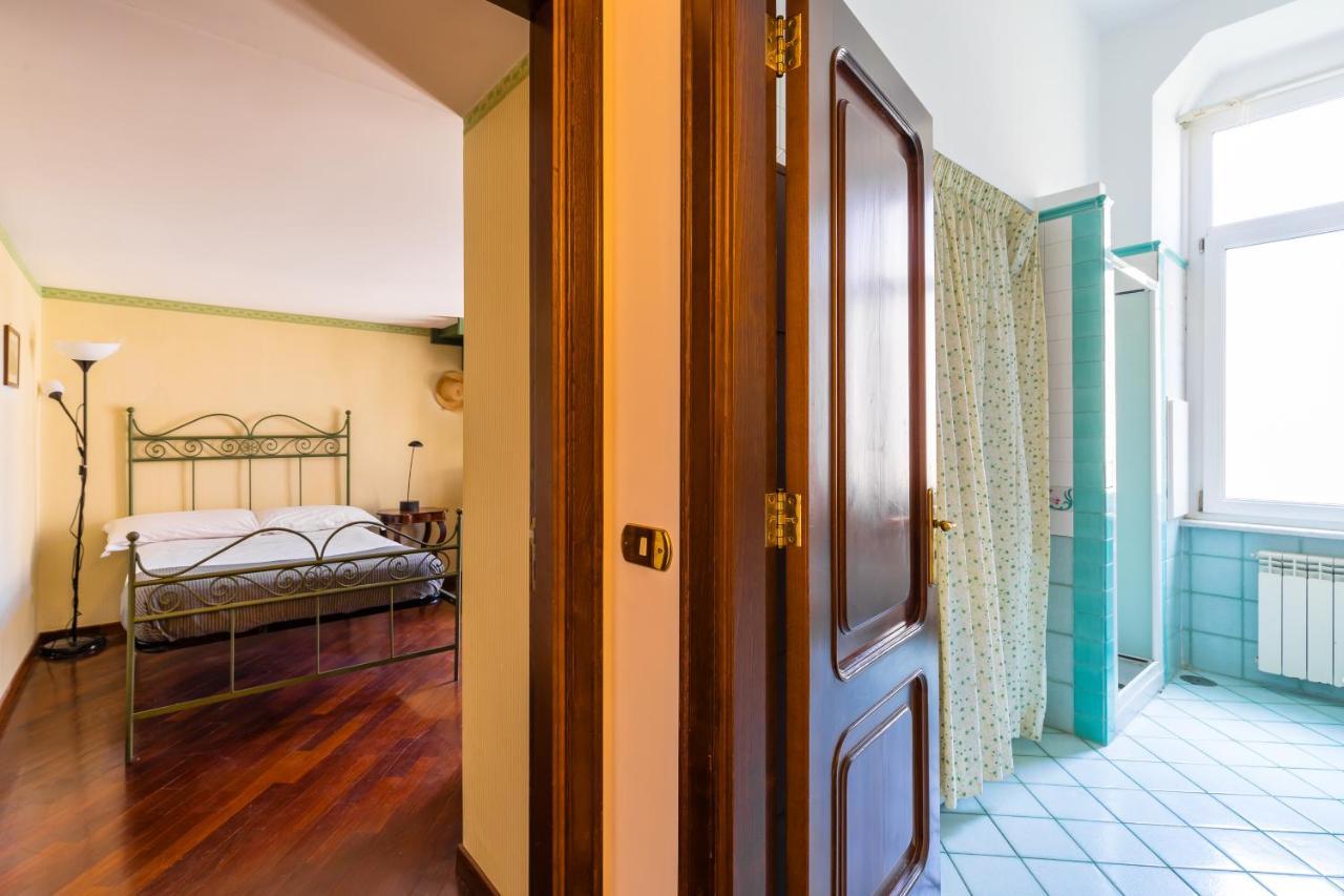 Grand Classic Apartment At San Martino By Napoliapartments Esterno foto